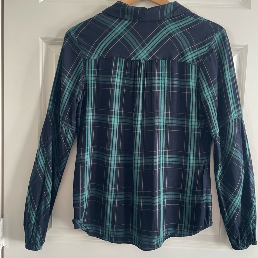 CAbi Button up Long Sleeve Blouse Black and Green Plaid Shirt Cabincore Normcore - Picture 2 of 9